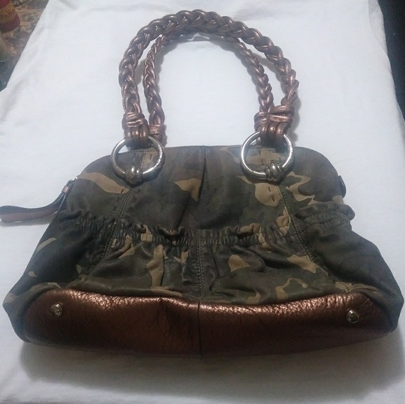 *SOLD!!!* B. Makowsky Leather Handbag - Picture 2 of 7